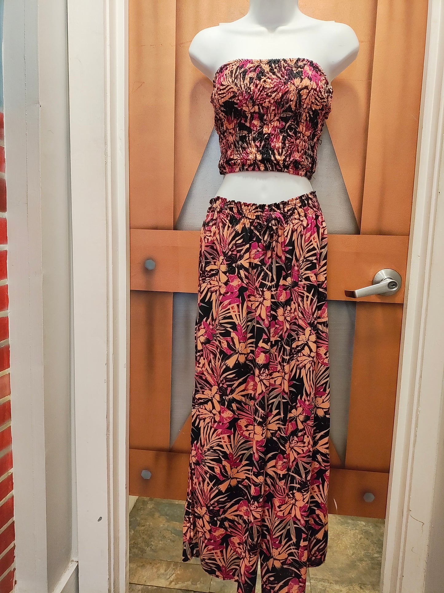 Ingear Fashion's Women's Pants and Tube Top One Size 749