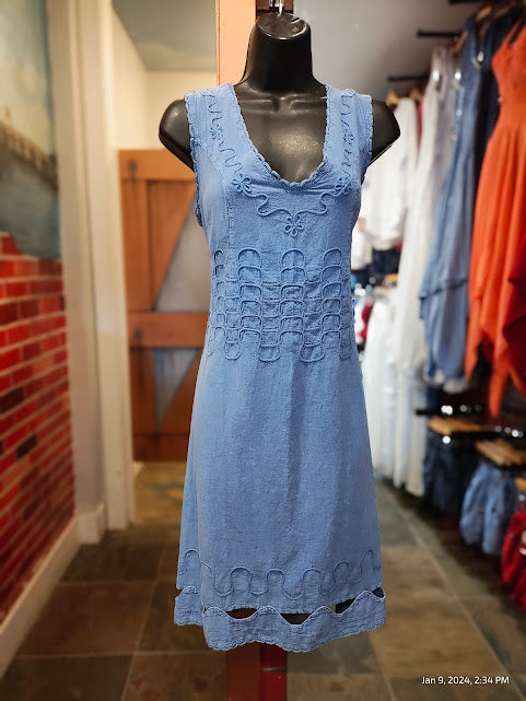 Cotton Collection Woman's U-Neck Sleeveless Dress D508