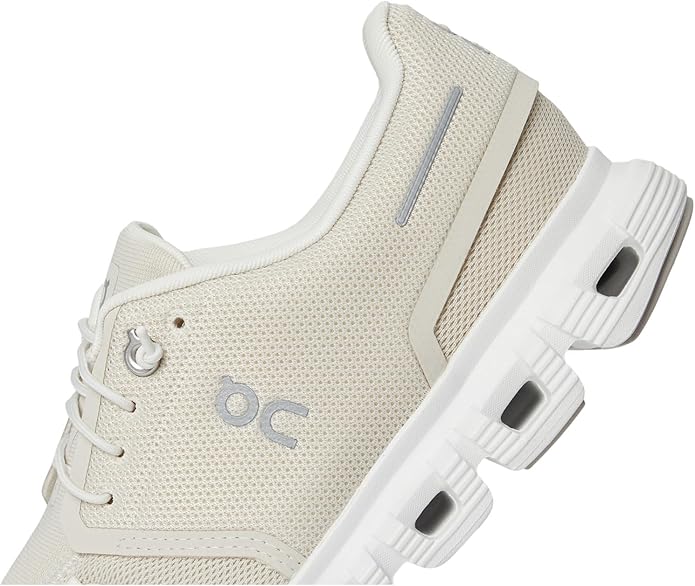 ON Women's Cloud 6 Sneakers