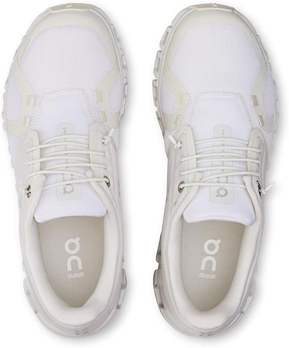 ON Women's Cloud 6 Sneakers